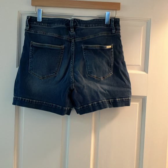 WHBM 5-Inch Jort - Picture 3 of 5